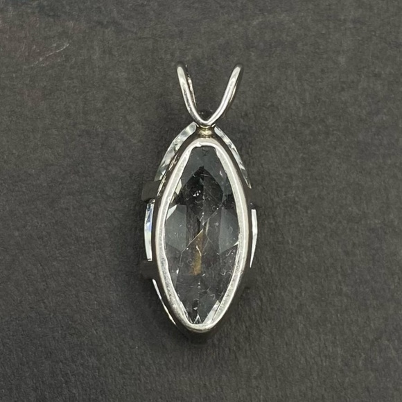 Marquise CZ Pendant in 925 Silver - Picture 4 of 7